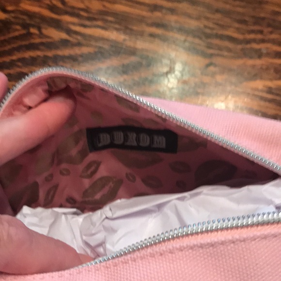 💋NEW BUXOM MAKEUP BAG💄 - Picture 4 of 5
